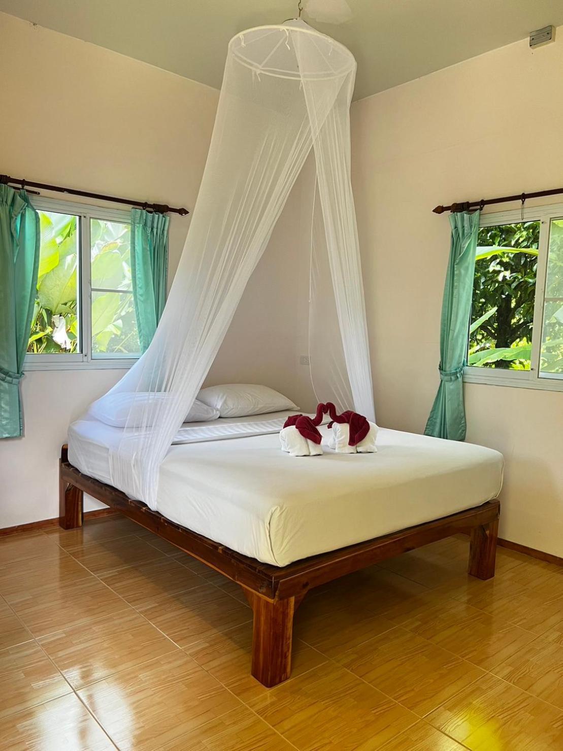Khaosok Bamboo Huts Resort Khao Sok National Park 外观 照片