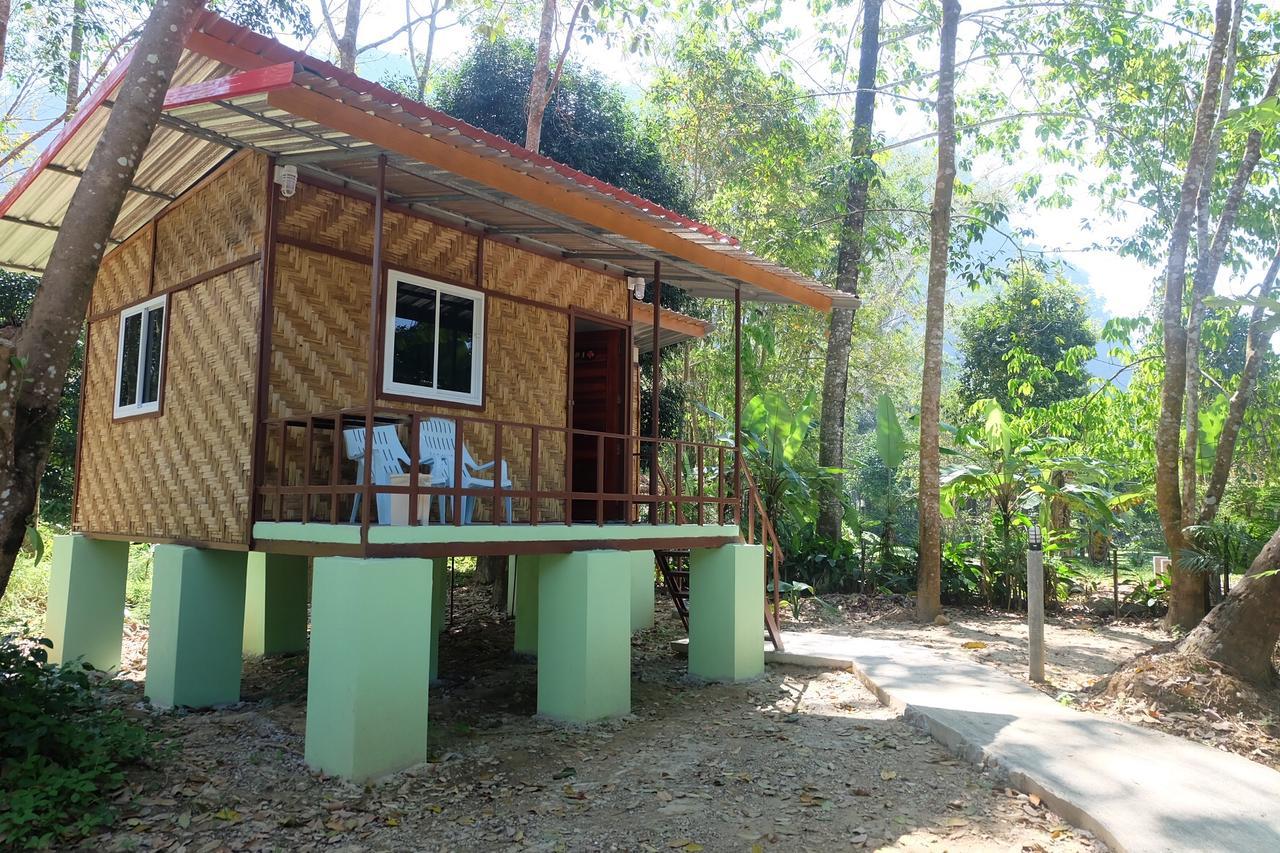 Khaosok Bamboo Huts Resort Khao Sok National Park 外观 照片