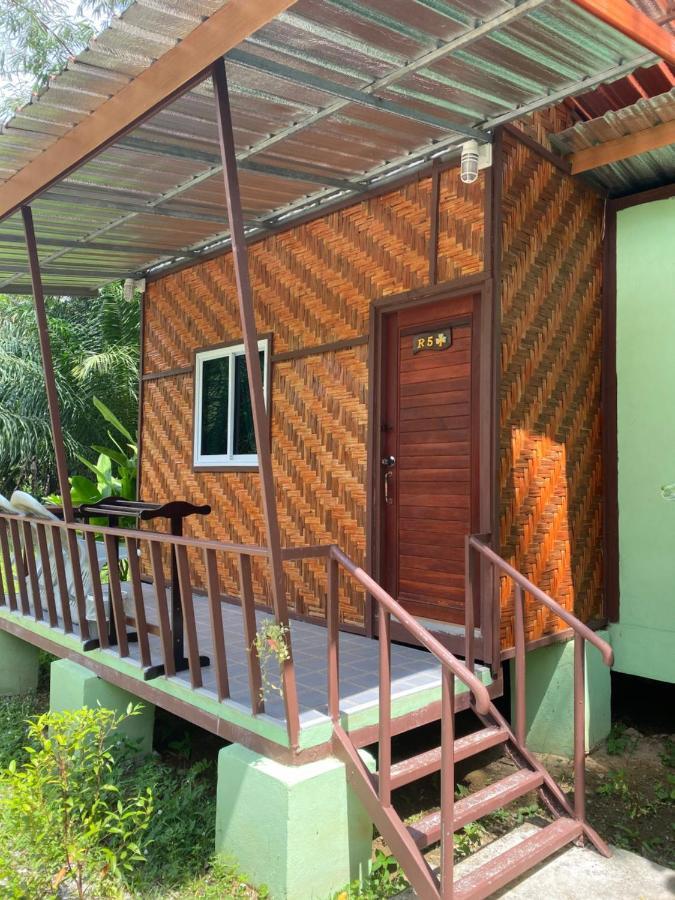 Khaosok Bamboo Huts Resort Khao Sok National Park 外观 照片